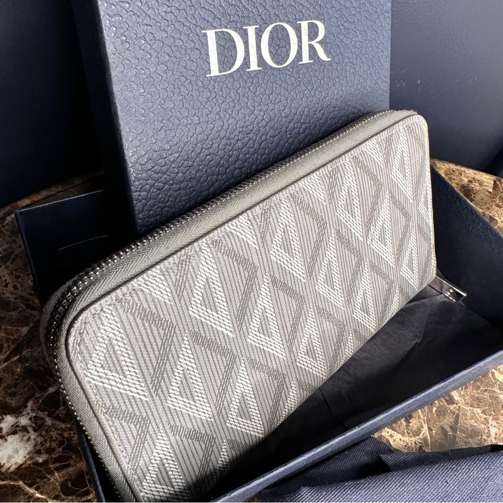 Christian Dior Long Zip Wallet With Box And Dust Bag Grey Monogram Diamond - Picture 4 of 11